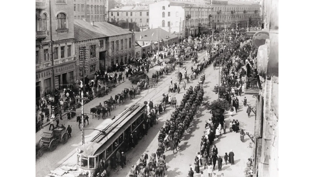 Парад Перемоги УНР на Хрещатику в Києві 9 травня 1920 року