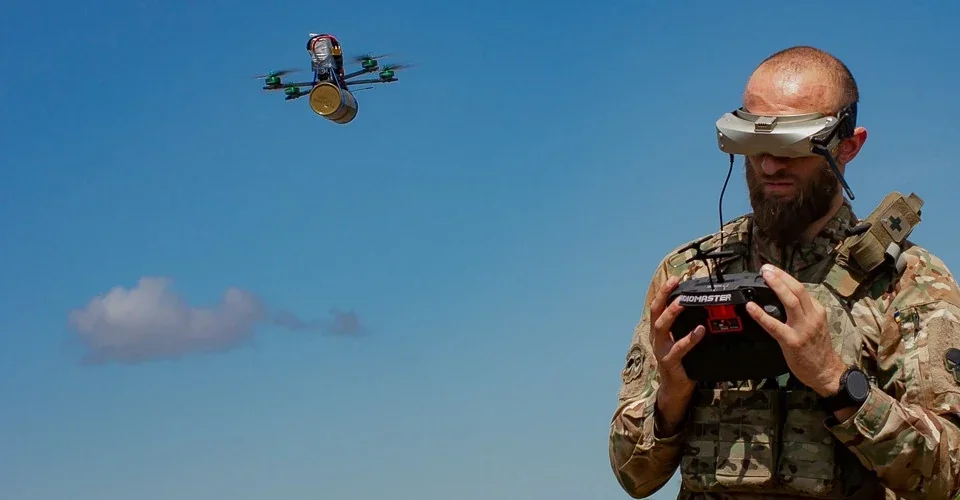 Майор «Мадяр» Бровді керує FPV-дроном ЗСУ, що руйнує баланс армії РФ