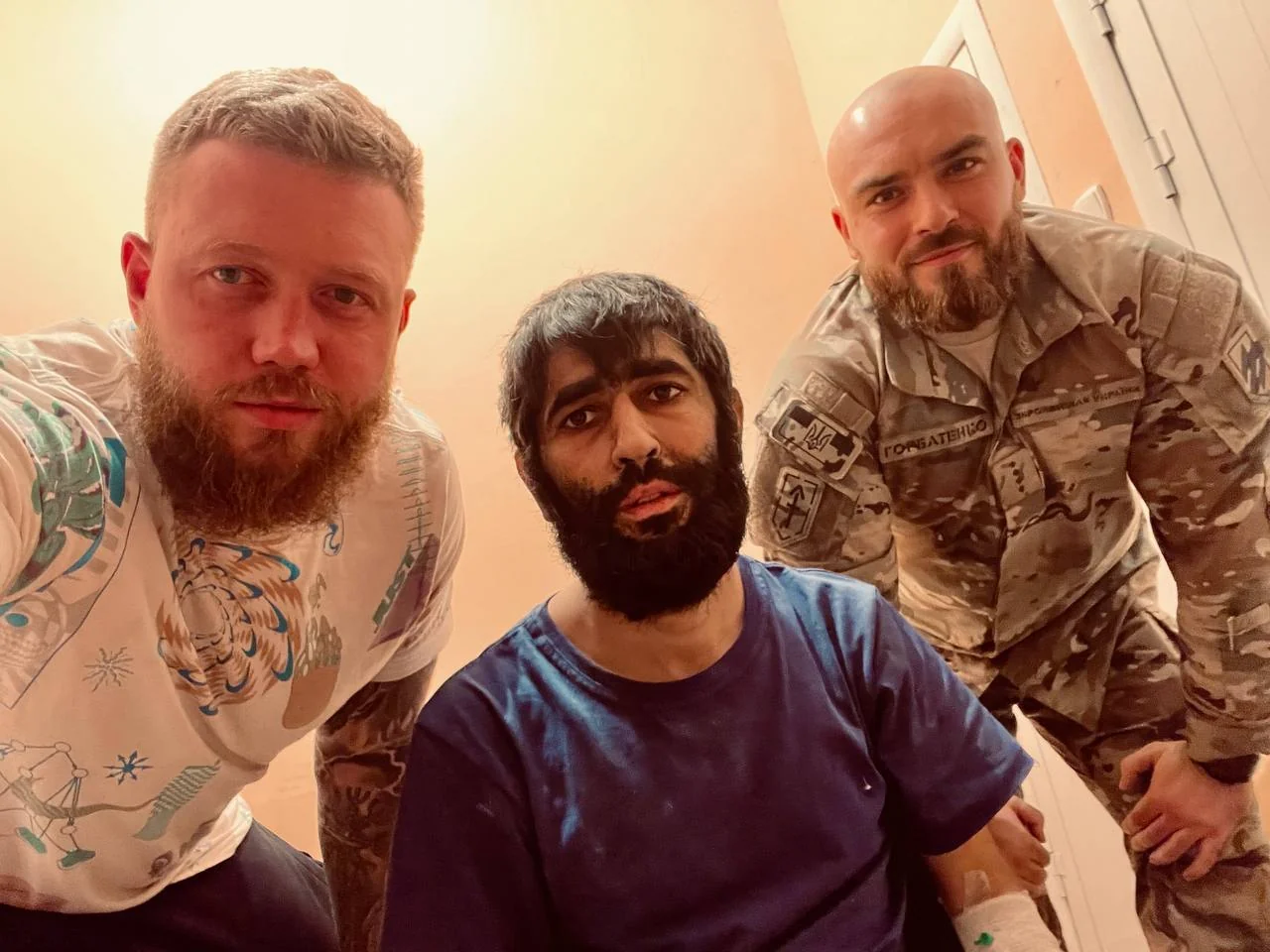 Полонений Антон Мілаєв з бійцем ЗСУ та пораненим на Херсонщині